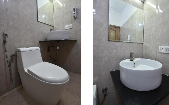 FabHotel Aston Service Apartments