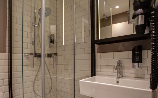 Vienna House Easy by Wyndham Hamburg