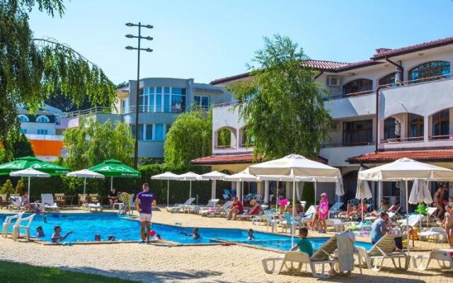 Complex Sunrise by HMG - All Inclusive