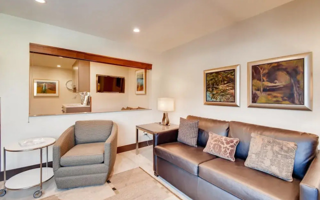 Westwind 303 1BD 1BA Plat. Condo