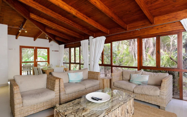 San Lameer Villa Rentals 12101