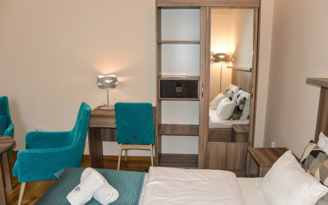 Kosmopolita Rooms