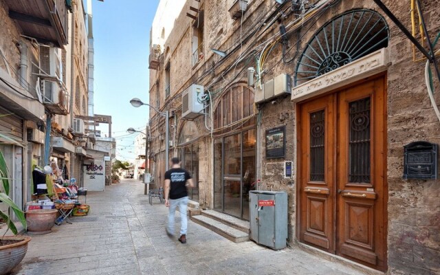 Welcome to Old Jaffa - stay at my place