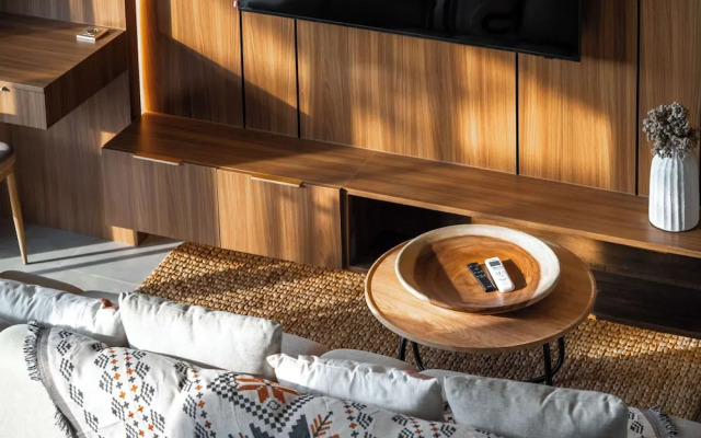 Azora Villa - 3 BR Villa