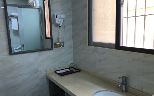 Yueqingnian Apartment