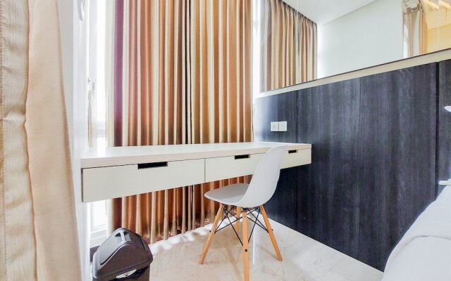 Homey And Minimalist Studio Apartment B Residence