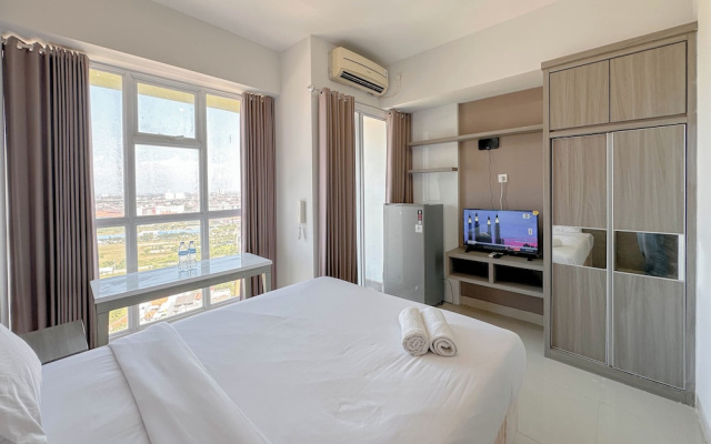 Good Deal Stunning Studio (No Kitchen) At Taman Melati Surabaya Apartment – Guest Rooms – Surabaya