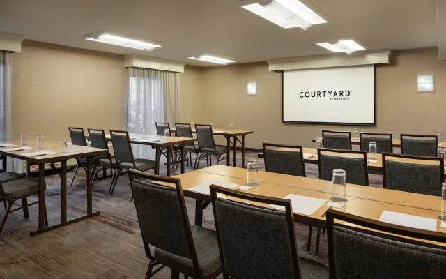 Courtyard San Francisco Airport