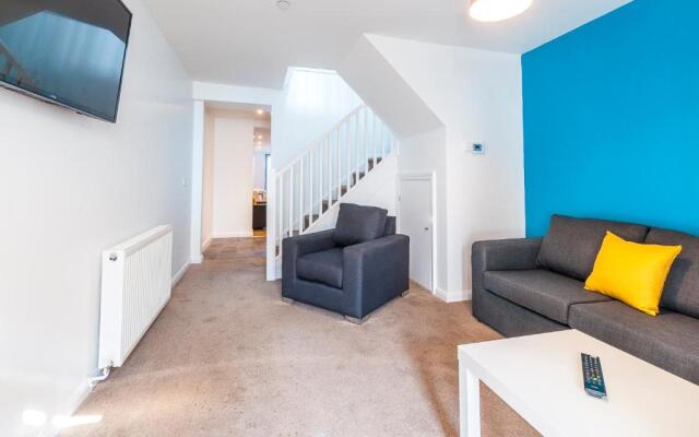 Five Way Apartments