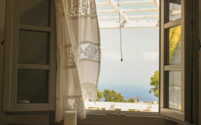 Casa Sigala arch