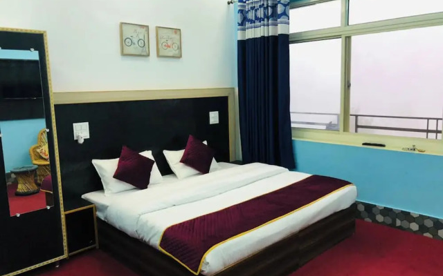 Goroomgo Paradise Inn Dharmsala