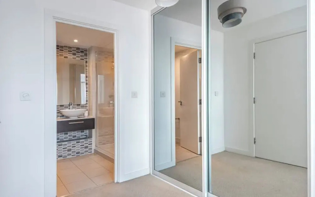 Brand new modern flat in Bermondsey