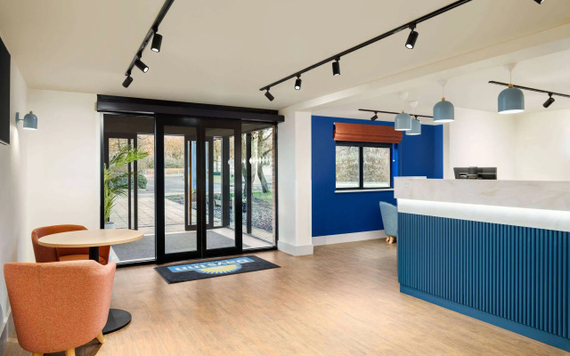 Days Inn by Wyndham Chesterfield Tibshelf