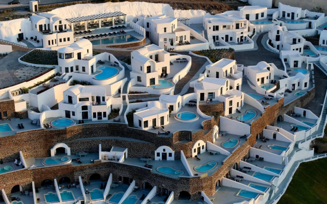 Grand Ambassador Santorini Hotel
