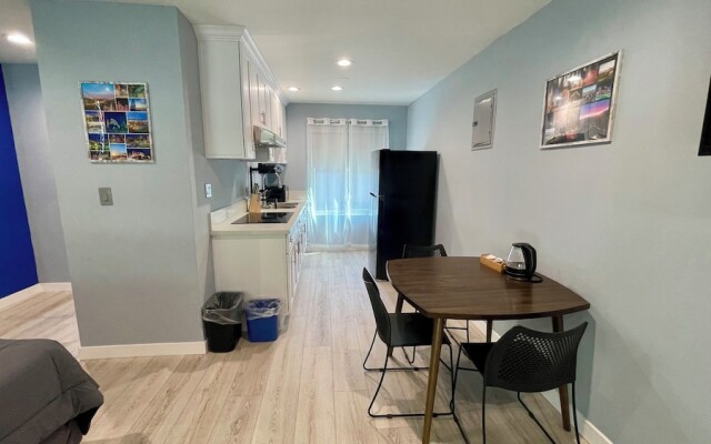 Quintessence ApartHotel