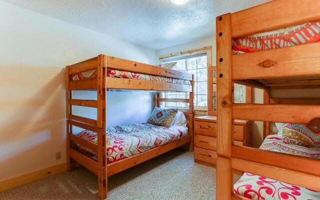 3 Mt. Baker-AC-Hot Tub-4BR/3BA