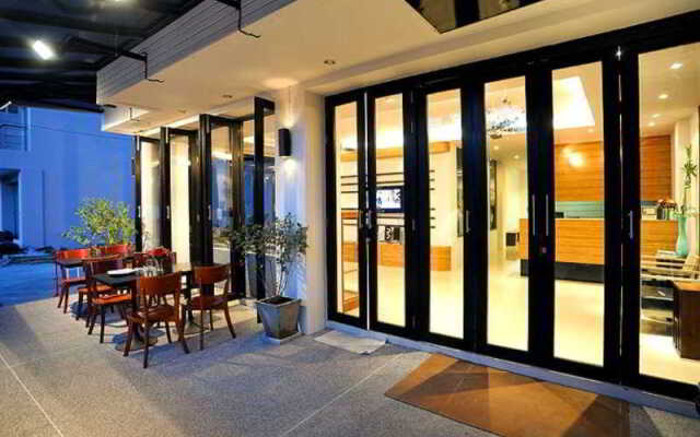 Urban Patong Residence