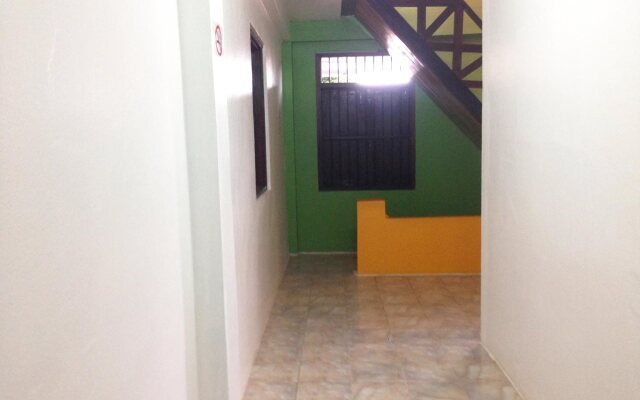 Vongprachan Backpackers Hostel