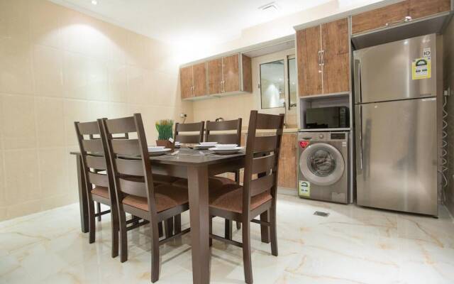 Al Fouz Luxury Hotel Suites