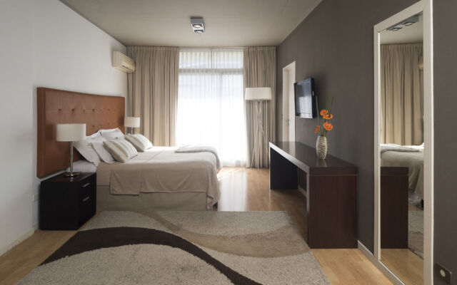 Urbanica The Suites Hotel