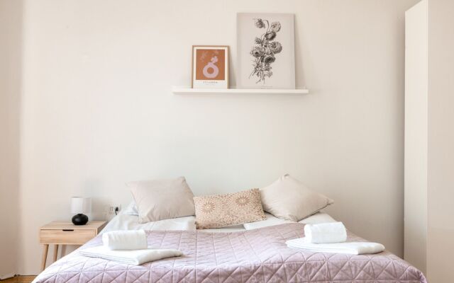 2ndhomes Spacious & Cozy 1BR Home