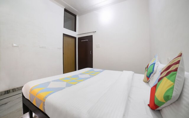 OYO Home 22635 Modern Villa 3BHK