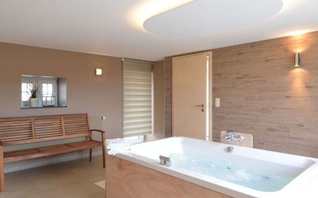 Luxurious Holiday Home in Malmedy with Sauna