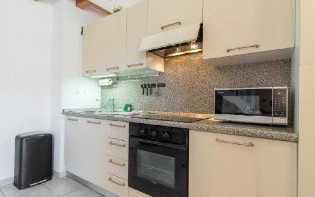 Massena Square - 1 Bdr Duplex With Ac