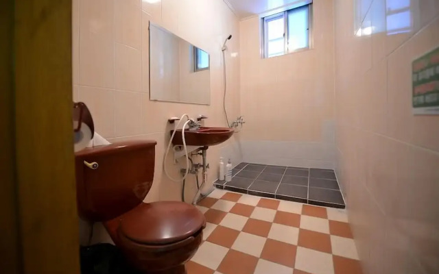 Jirisan Valley Pension