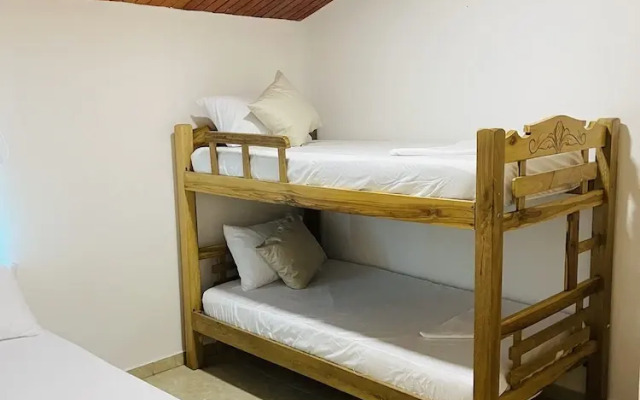 Hotel Tamaca House