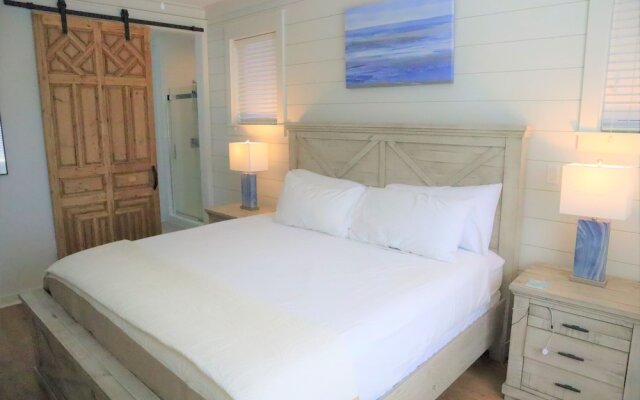 1309 Laurel Grove 3 Bedroom Home by RedAwning