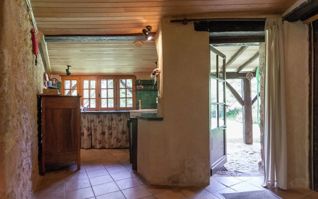 Estate in Dordogne Near Sites