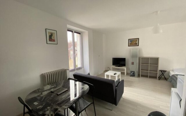 Appartement La Roche-Posay, 1 pièce, 2 personnes - FR-1-541-32