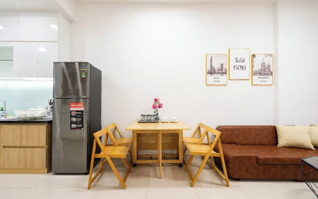 Golden Mansion - Transit Apt Free POOL & GYM