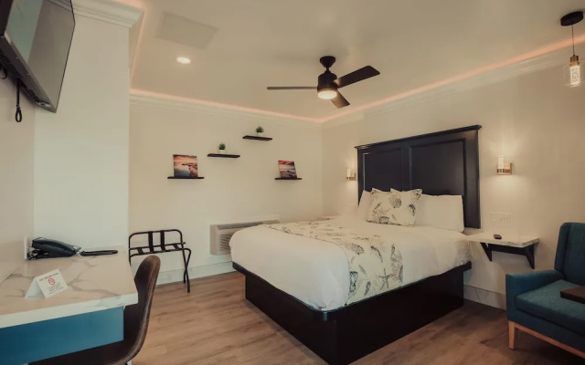 Blufftop Inn & Suites - Wharf/Restaurant District