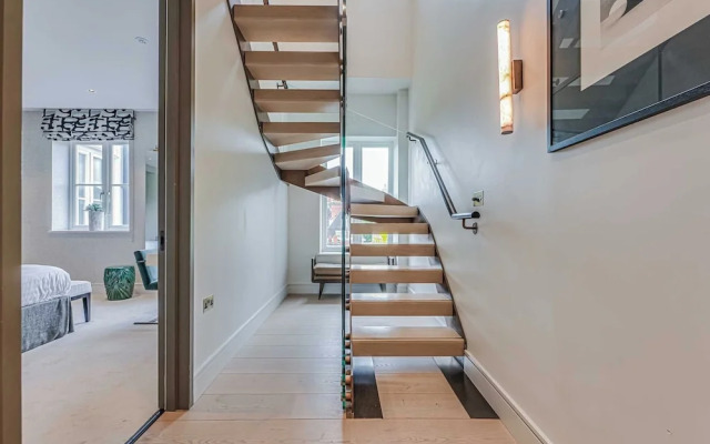 Westminster Apartments by D'montrio