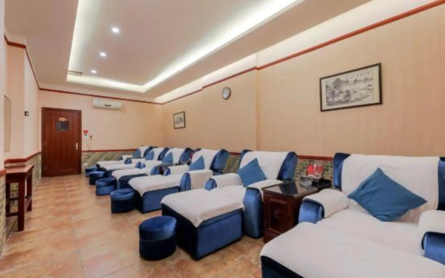 Fengyuan Hotel