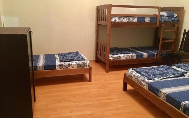 Dvizh Hostel Eli Spali