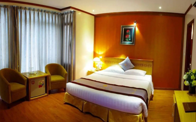 New Lotus Hotel