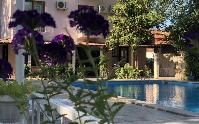 Nehir Suit Hotel