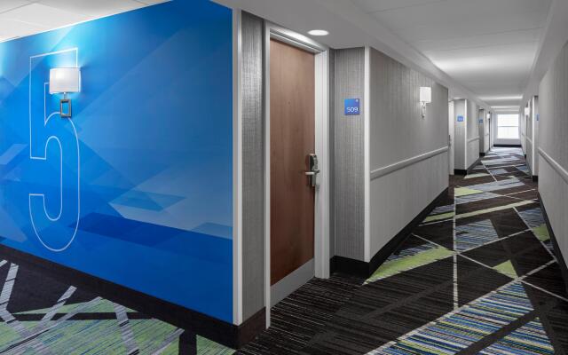 Holiday Inn Express & Suites Asheville SW - Outlet Ctr Area by IHG