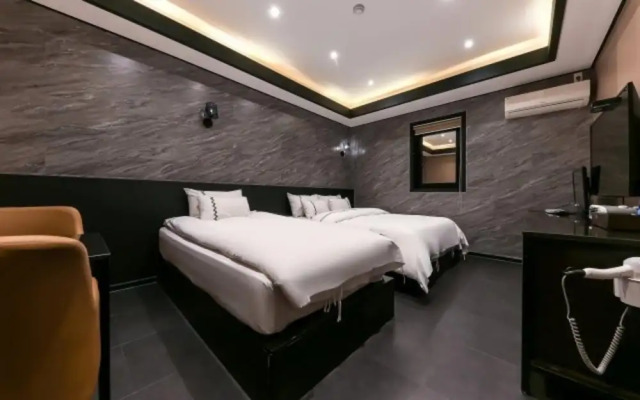 Cheongju Rubino Hotel