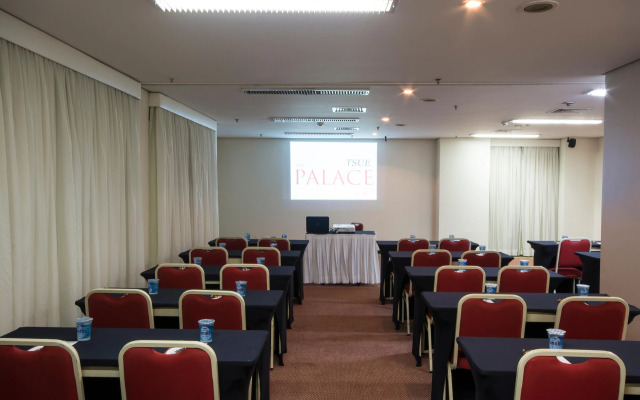 Tsue The Palace Flat