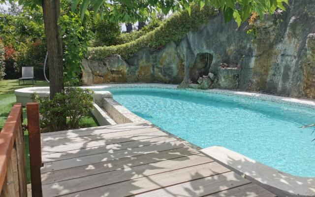 Casa Louise Suites and Spas