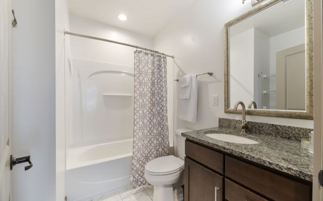 16th St Luxury Rentals