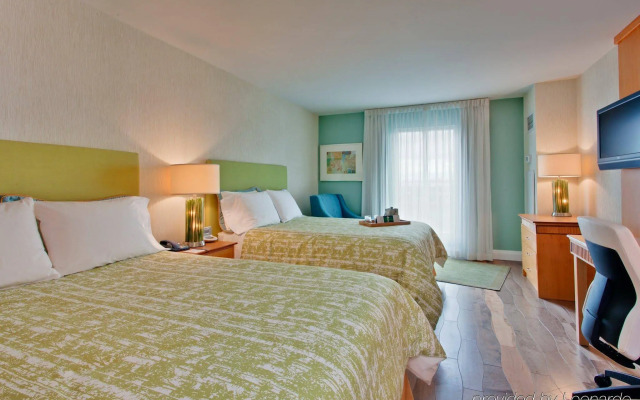 Best Western Premier Toronto Airport Carlingview Hotel