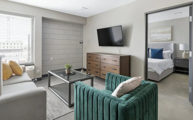 Landing Apartments at Five Points South