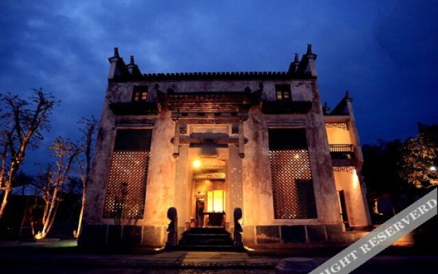 Houtang Holiday Manor