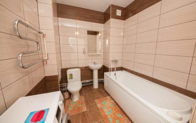 Apartment on Shakhterov Street 66