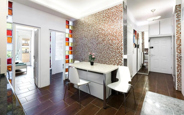 Downtown Buda Homes Relax